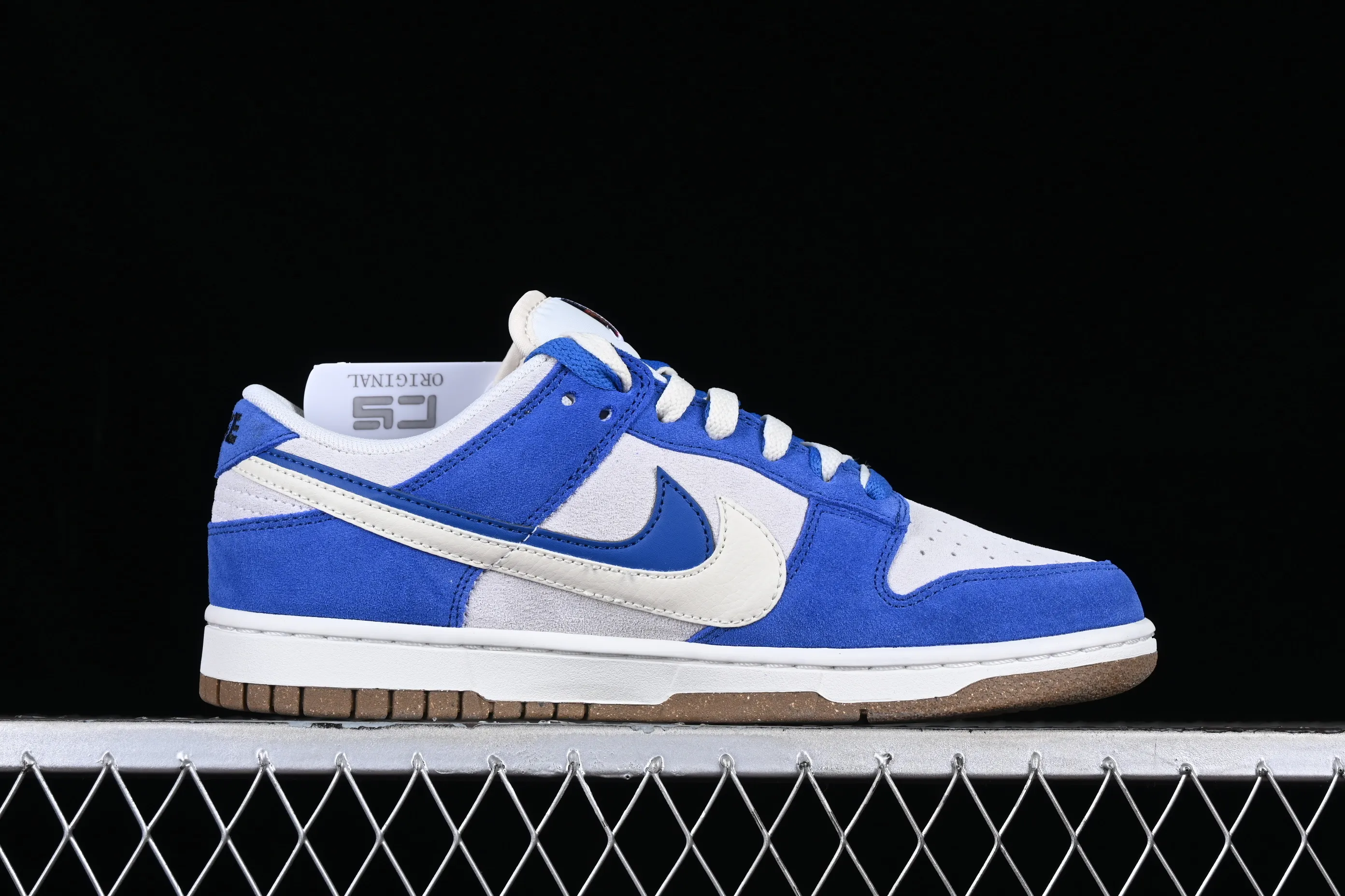 All categories Nk SB Dunk series Nk SB Dunk Low low-top sneakers Nk SB Dunk Low "85" white and blue double hook SB low-top sports and leisure sneakers DO9457-139